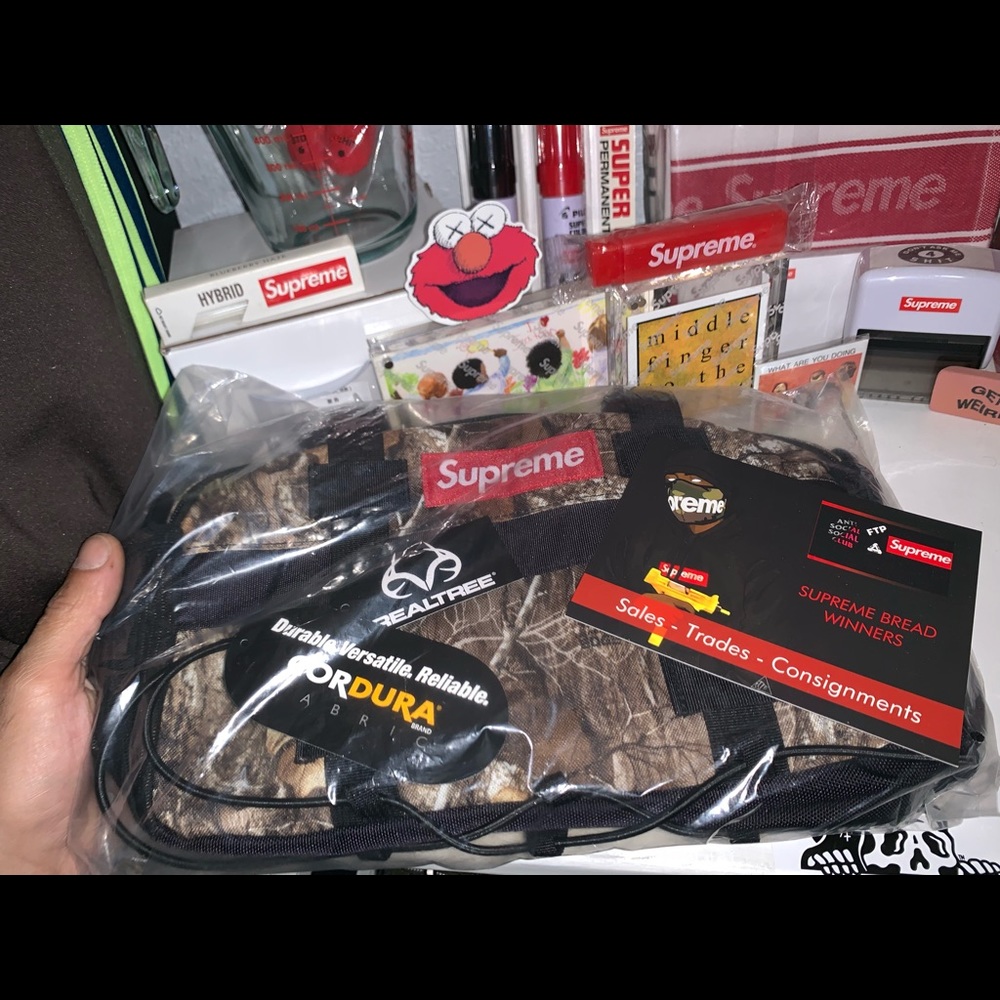 Supreme Waist Bag - Picture 2 of 4